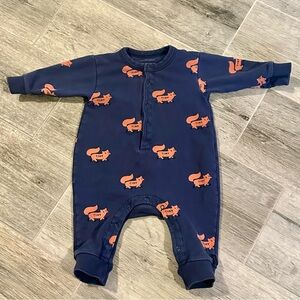 Tiny Cottons Kids Tiny Fox 
Size 9 Months One Piece Full Button